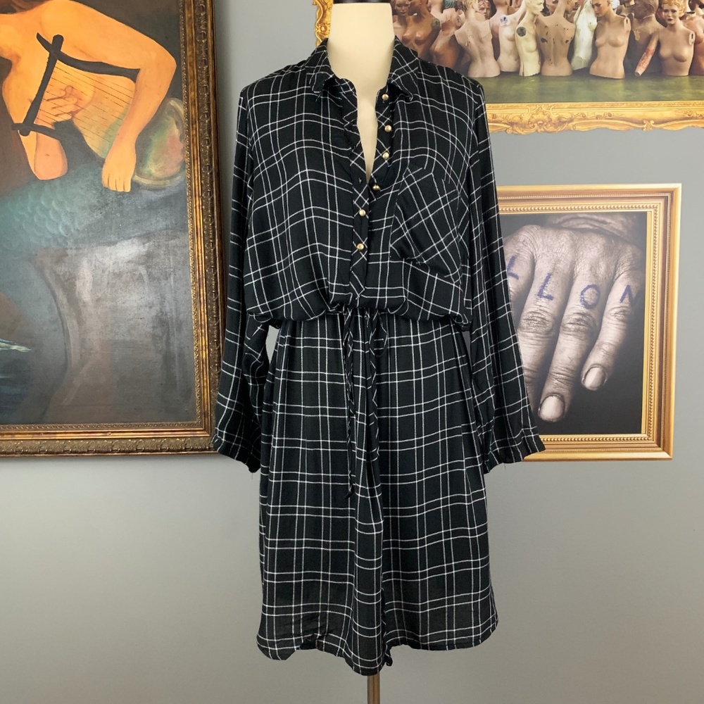 JustFab Black & White Plaid Shirt Dress Like New